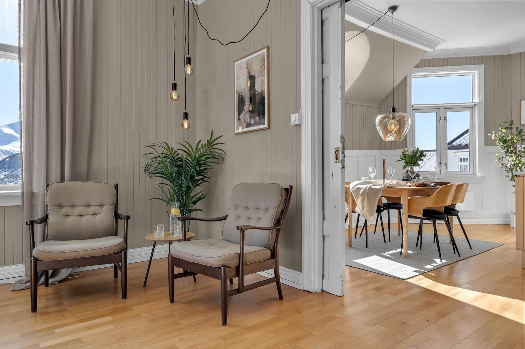 Lovely City Center Apartment With Amazing Views And Free Parking! Tromso Exterior photo