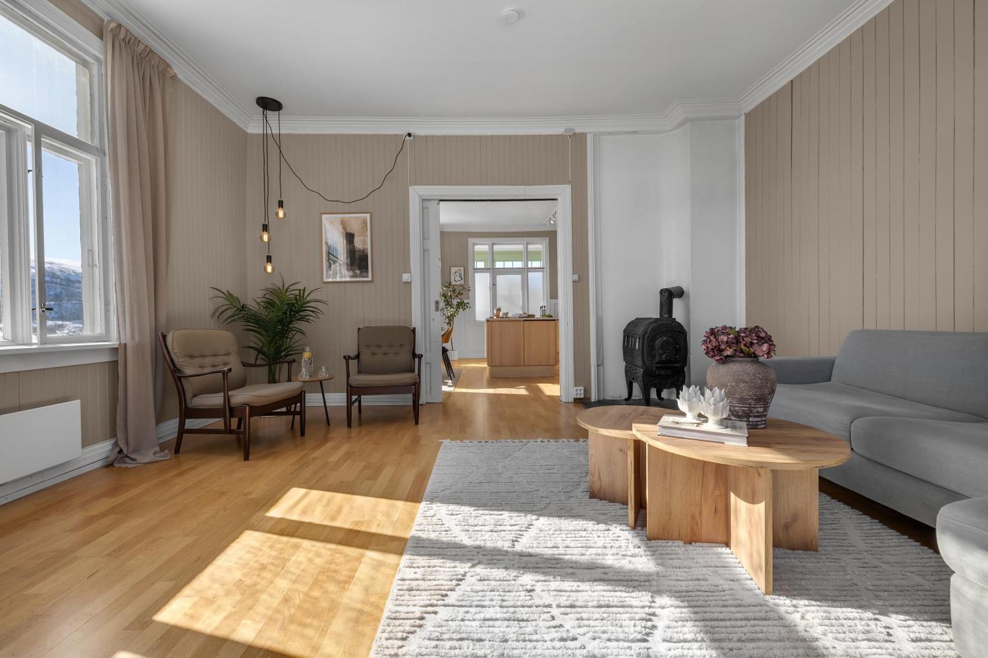 Lovely City Center Apartment With Amazing Views And Free Parking! Tromso Exterior photo